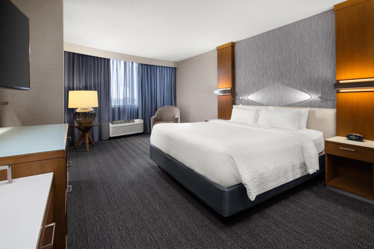 Courtyard By Marriott Minneapolis Downtown Εξωτερικό φωτογραφία
