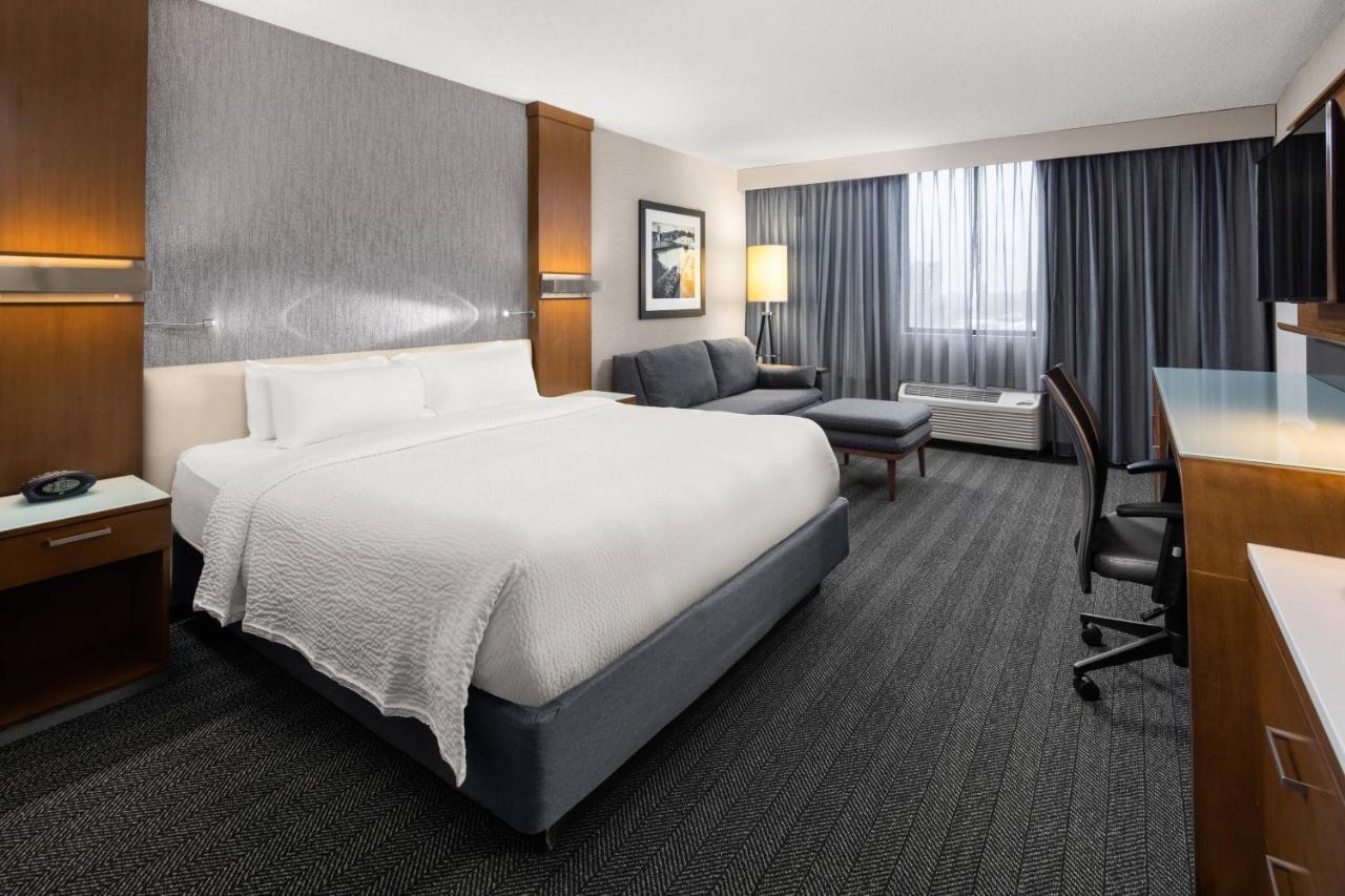 Courtyard By Marriott Minneapolis Downtown Εξωτερικό φωτογραφία