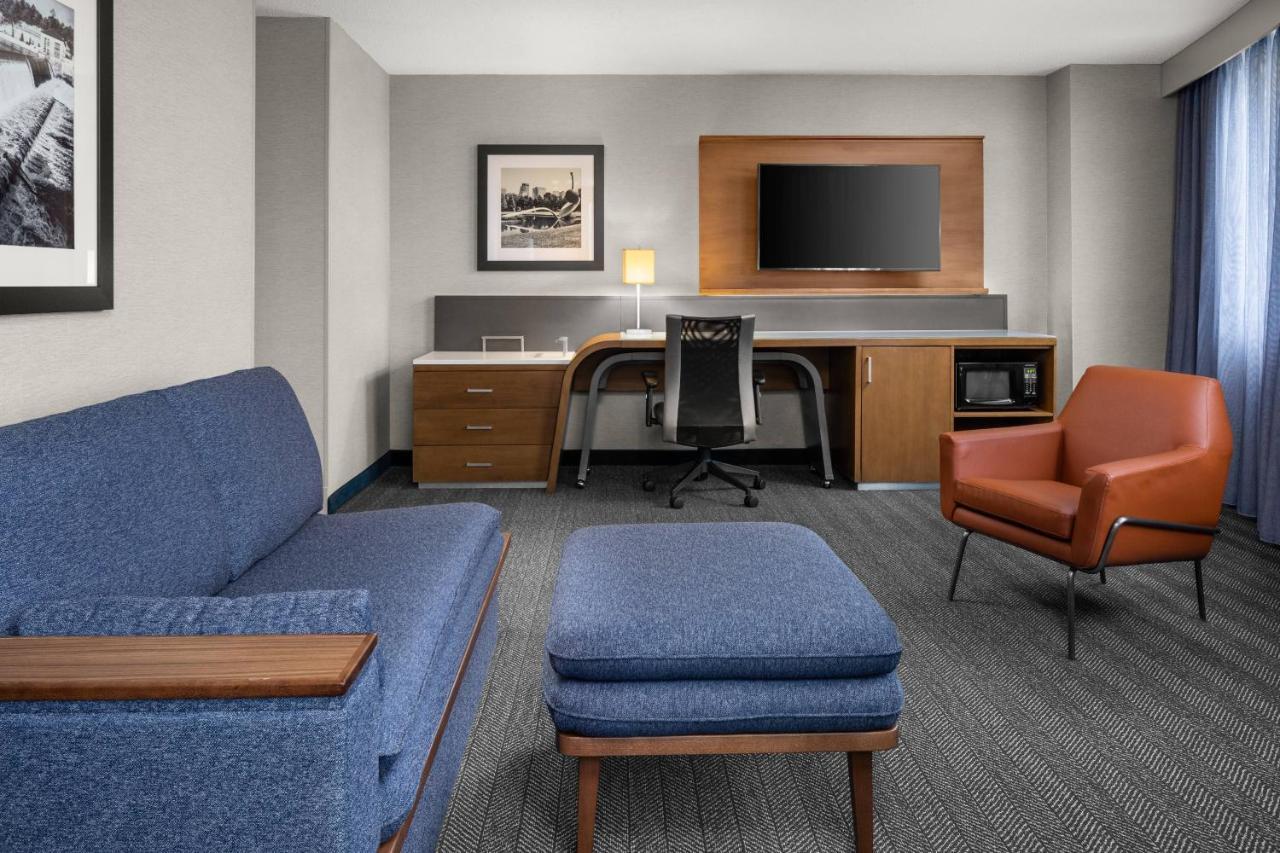 Courtyard By Marriott Minneapolis Downtown Εξωτερικό φωτογραφία