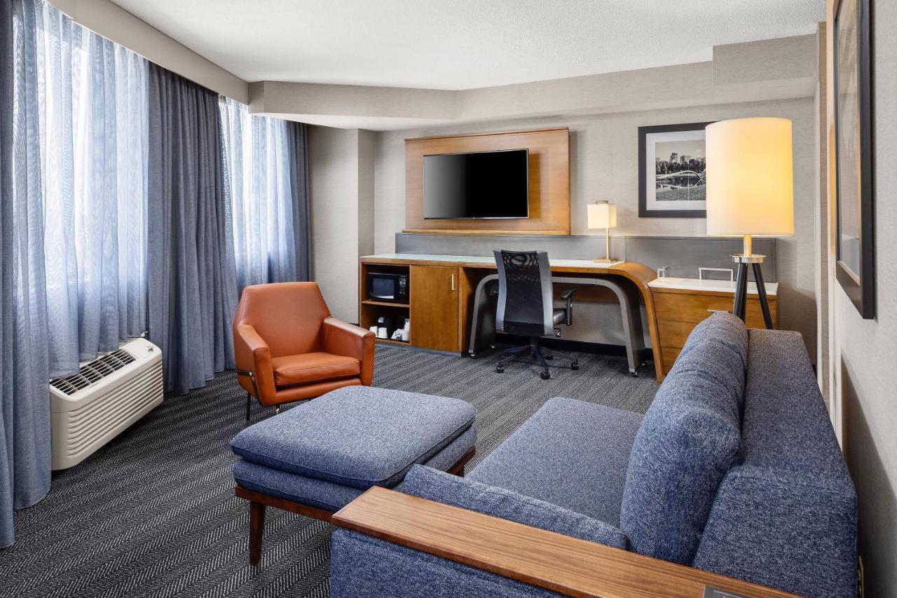 Courtyard By Marriott Minneapolis Downtown Εξωτερικό φωτογραφία