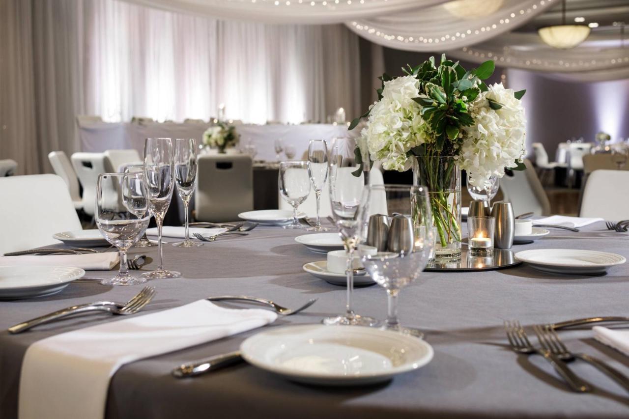 Courtyard By Marriott Minneapolis Downtown Εξωτερικό φωτογραφία