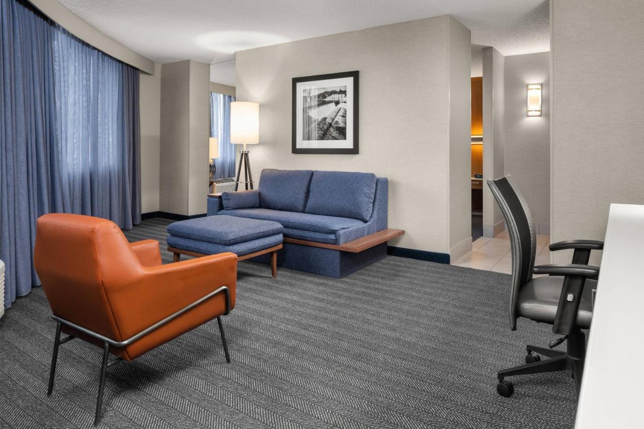 Courtyard By Marriott Minneapolis Downtown Εξωτερικό φωτογραφία