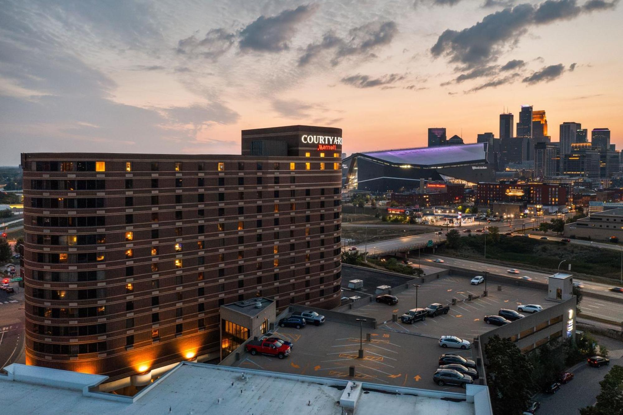 Courtyard By Marriott Minneapolis Downtown Εξωτερικό φωτογραφία